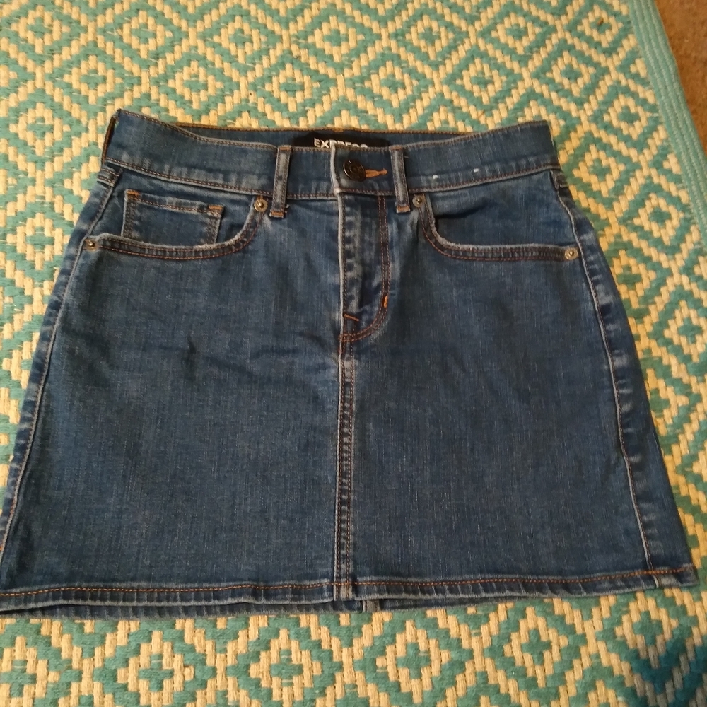 EXPRESS denim skirts 00size NWT ( no tag )